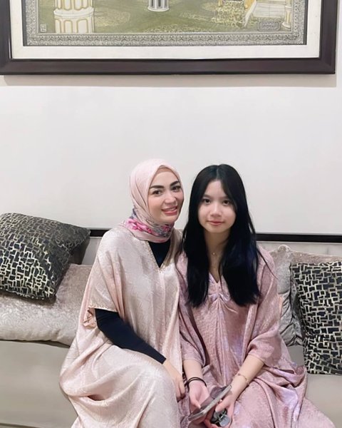 Cantik & Sudah ABG, Aqila Ramadhani Anak Imel Putri Cahyati yang Selalu Berhasil Mencuri Perhatian