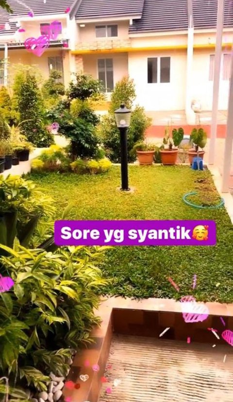 Potret Rumah Kakak Tiri Syahrini yang Sederhana dan Tak Pernah  Tersorot, Ada Taman Mungil Tertata Apik