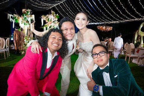 Potret Artis Hadir di Intimate Wedding Mahalini & Rizky Febian di Bali, Ada Aaliyah Massaid Hingga Nia Ramadhani yang Stunning Abis