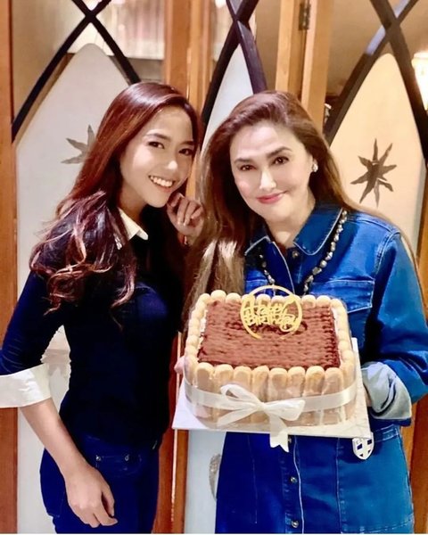 Sama Sekali Tak Tersorot, Potret Cantik Nicole Christy Anak Angkat Ari Sihasale dan Nia Zulkarnaen yang Beranjak Dewasa