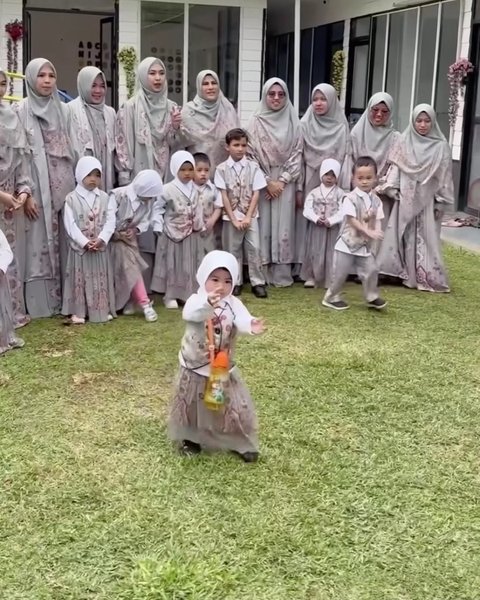 Potret Moana Anak Ria Ricis Sudah Sekolah di Usia Belum Genap 2 Tahun, Masuk PAUD Milik Ibu Sendiri