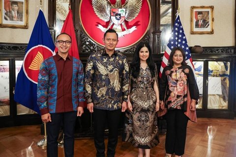 Tampil Cantik Kenakan Batik, Deretan Potret Annisa Pohan Dampingi Suami Kunjungan Kerja ke Amerika