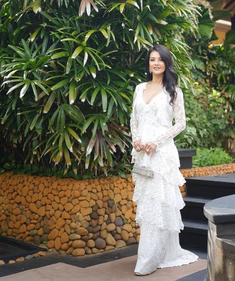 Potret Farah Quinn & Suami Hadiri Gala Birthday di Resort Mewah, Selalu Mesra dan Disebut Serasi Karena Sama-sama Good Looking