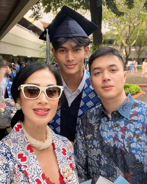 Potret Marco Putra Ganteng Diah Permatasari Wisuda SMA, Sudah Dapat Beasiswa di Amerika