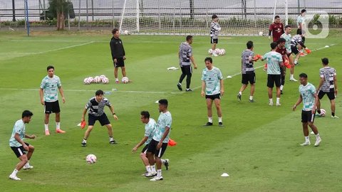 FOTO: Timnas Indonesia Siapkan Mental Baja Jelang Hadapi Dua Laga Penting di Kualifikasi Piala Dunia 2026