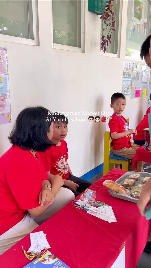 Potret Terbaru Larissa Chou yang Sedang Hamil Besar, Cantik Banget saat Hadiri Acara Sekolah Anaknya