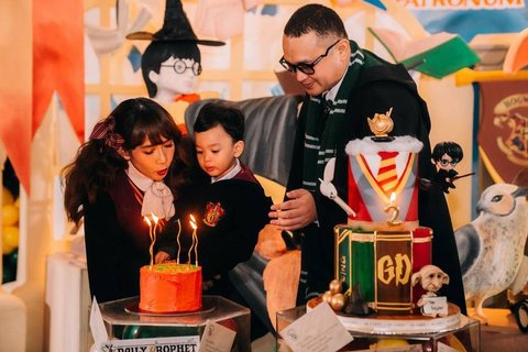 Bertema 'Harry Potter', Intip Foto-foto Keseruan Gin Anak Gilang Dirga di Momen Ultah ke-2