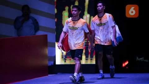 FOTO: Jadi Satu-Satunya Pasangan yang Tersisa, Ini Potret Dramatis Sabar/Reza saat Mati-Matian Tampil di Semifinal Indonesia Open 2024