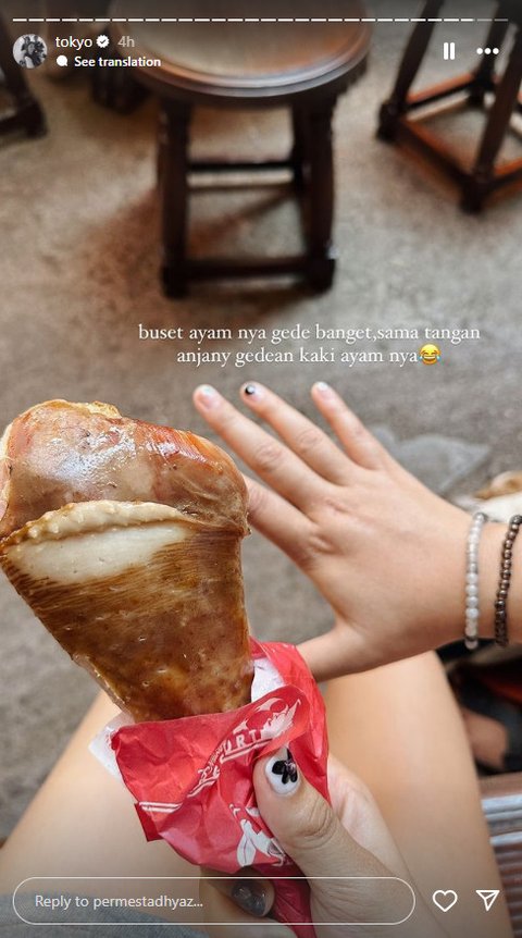 Dhyaz Tetap Bahagia Menemukan Paha Ayam Jumbo