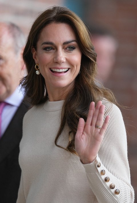 Kate Middleton mengatakan bahwa dia akan tetap hadir di acara publik meskipun masih merasa lemah dalam beraktivitas.
