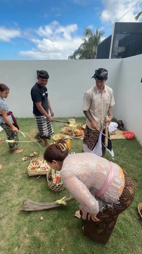 Potret Rumah Baru Jennifer dan Irfan Bachdim di Bali, Gelar Upacara Melaspas Sebelum Ditempati