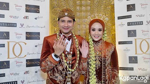 Kini Sudah Menjadi Pasangan Suami Istri, ini Potret Bahagia Chand Kelvin dan Dea Sahira di Momen Pernikahan