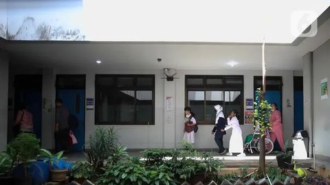 FOTO: Keceriaan Siswa SLB YPAC Jakarta di Hari Pertama Mengikuti Kegiatan Sekolah