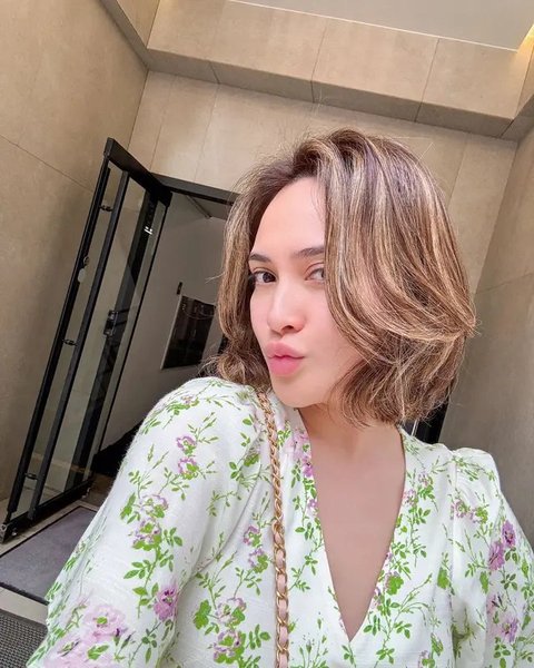 Makin Cantik dan Fresh, ini Foto-foto Terbaru Shandy Aulia dengan Gaya Rambut Baru