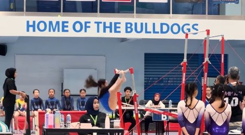 Potret Mikhayla Bakrie Anak Nia Ramadhani Ikut Lomba Gymnastic di Sekolah, Keluarga Hadir Beri Dukungan Penuh