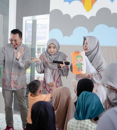 Kegiatan Inspiratif Ria Ricis di Sekolah Miliknya, Mengajar Anak-anak dengan Ceria dan Seru