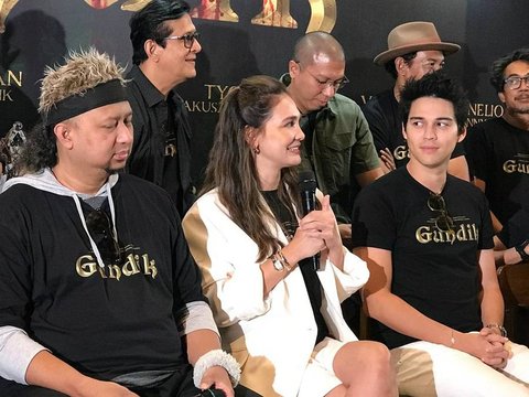 Luna Maya Membantah Bermain Film Horor dengan Maxime Bouttier Karena Pacaran, Berikut 8 Potret yang Membuktikannya