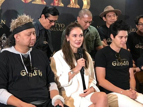 Luna Maya Membantah Bermain Film Horor dengan Maxime Bouttier Karena Pacaran, Berikut 8 Potret yang Membuktikannya