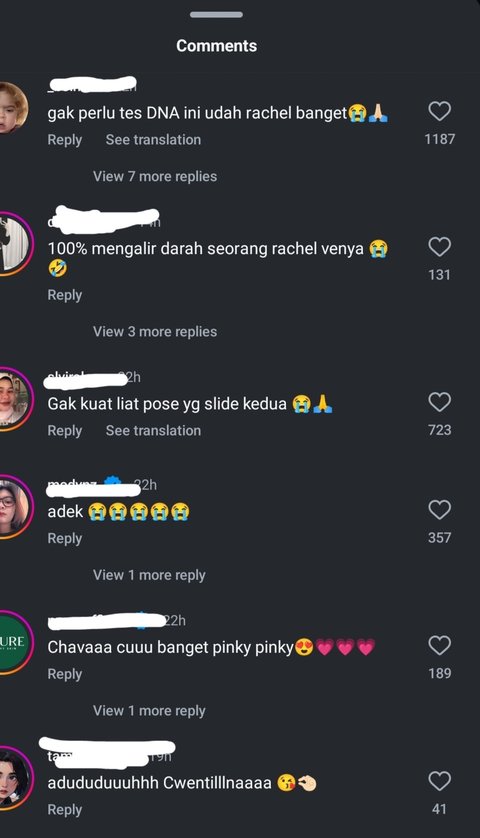 8 Potret Gemas Chava Tampil Serba Pink, Posennya Mirip Rachel Vennya