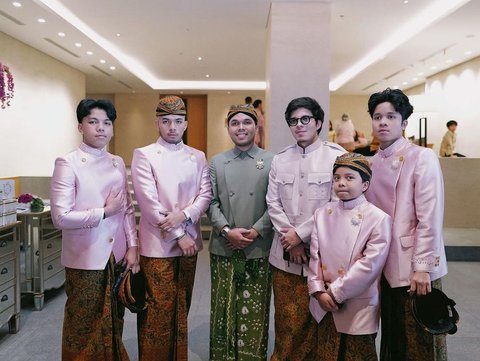 Potret Cantik Aurel Hermansyah di Momen Pengajian & Siraman Jelang Pernikahan Thoriq dan Aaliyah, Auranya Ngalahin Calon Pengantin