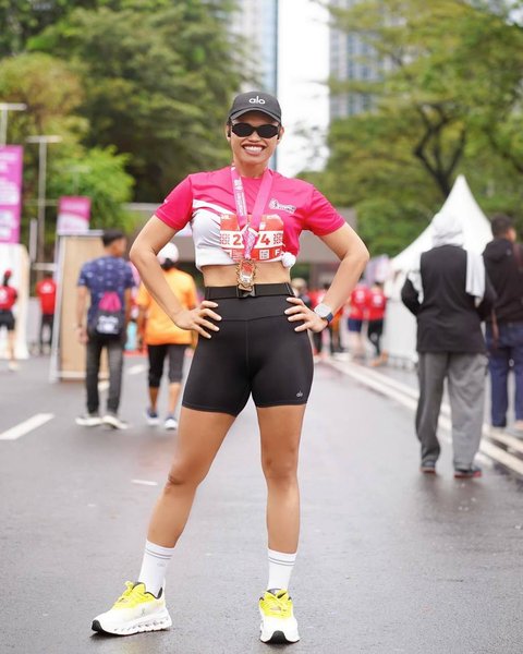 Pakai Cadar Saat Ikut Pengajian, Wanda Hara Juga Ikut Maraton Kategori Female