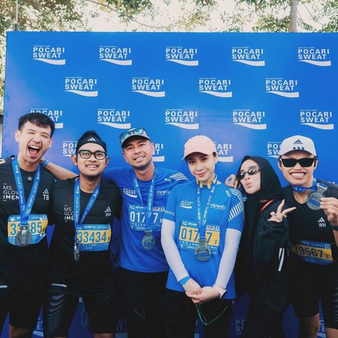 Kontroversi Wanda Hara, Fashion Stylish yang Dikritik Karena Bercadar Dipengajian & Ikut Marathon Kategori Female