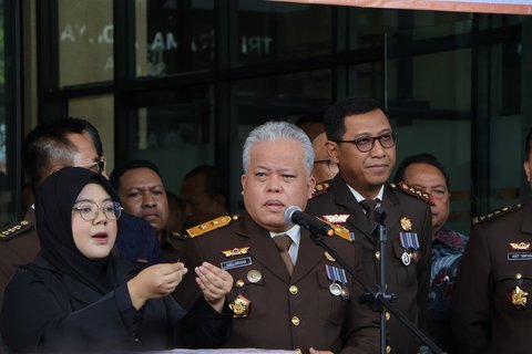 Bikin Warganet Melongo, Ini Sederet Potret Barang Bukti Milik Harvey Moeis dan Helena Lim Saat Dilimpahkan ke Kejari Jaksel