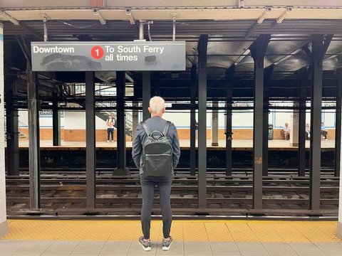 Intip Deretan Potret FOTO: Bunga Zainal Tampil Bak ABG Saat Antar Adik ke Summer Program di Columbia University