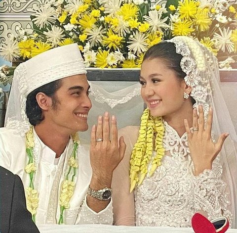 10 Potret 'Pernikahan' Artis yang Bikin Kaget Netizen, Terbaru Robby Purba & Raline Shah