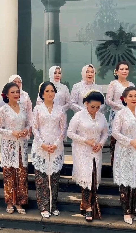 Potret Aura anggun Annisa Pohan Terpancar Saat Mengenakan Kebaya Putih di Hari Kebaya Nasional