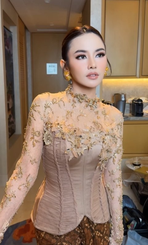 Makin Anggun dan Menawan, Ini Potret Mahalini Saat Jadi Bridesmaid si Pernikahan Aaliyah Massaid dan Thariq Halilintar