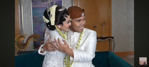 Usai Menikah, Ini Momen Thariq Halilintar dan Aaliyah 'Bobo Siang Bareng Istri'