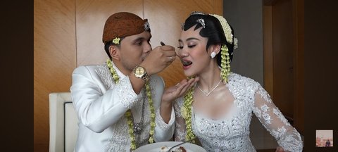 Usai Menikah, Ini Momen Thariq Halilintar dan Aaliyah 'Bobo Siang Bareng Istri'