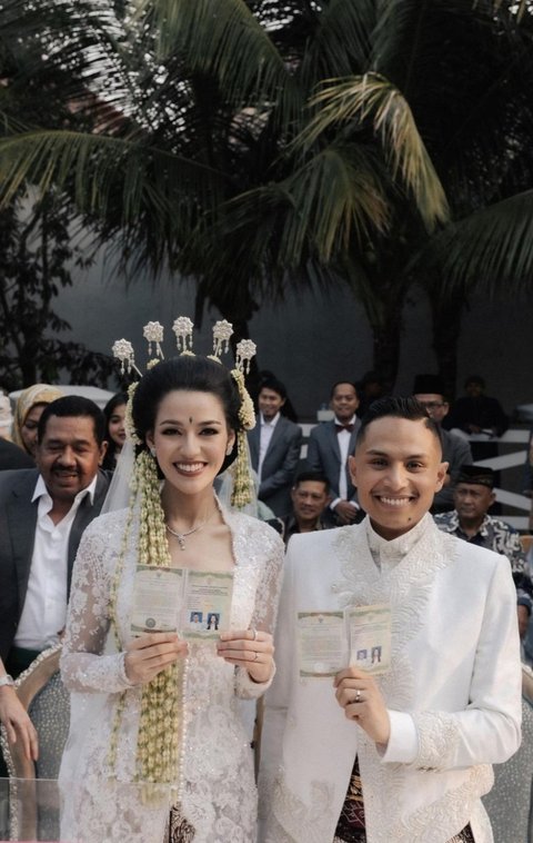 8 Potret Bahagia Susan Sameh di Momen Pernikahan dengan Khalid Attamimi, Kini Resmi Menjadi Seorang Istri