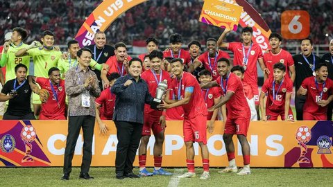 FOTO: Euforia Kemenangan Timnas Indonesia U-19 Angkat Trofi AFF U-19 2024