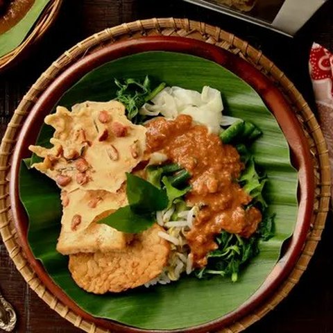 6 Resep Bumbu Pecel Rumahan yang Enak, Simpel, dan Pedas Sesuai Selera