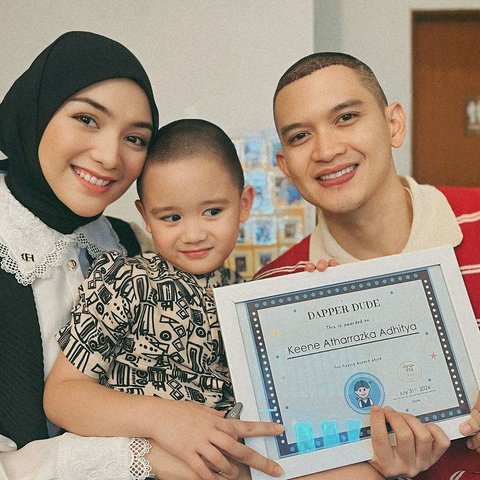 Si Paling Stylish di Sekolah, Ini Potret Athar Anak Citra Kirana dan Rezky Aditya yang Selalu Jadi Sorotan