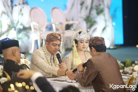 Mas Kawin Sesuaikan Tanggal Pernikahan, Ini Potret Detik-Detik Akad Nikah Ade Govinda dan Indi Arisa