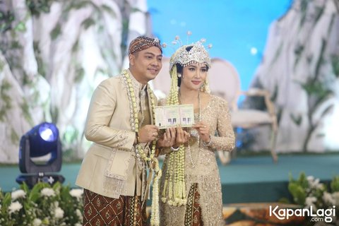 Mas Kawin Sesuaikan Tanggal Pernikahan, Ini Potret Detik-Detik Akad Nikah Ade Govinda dan Indi Arisa