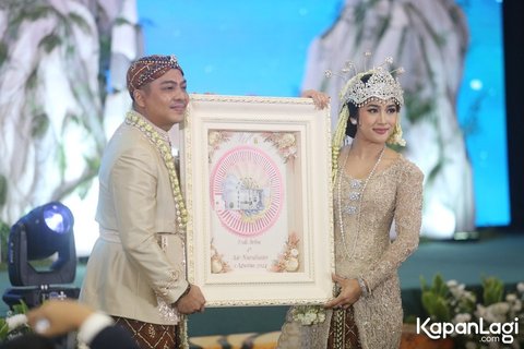 8 Potret Mewah Akad Nikah Ade Govinda dan Indi Arisa, Mas Kawin Sesuai Tanggal Pernikahan