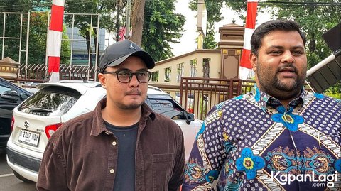 Pihak Edward Akbar Membantah Tudingan Penggelapan Mobil Kimberly Ryder Dengan Alasan Hrta Tersebut Dibeli Secara Bersama-sama