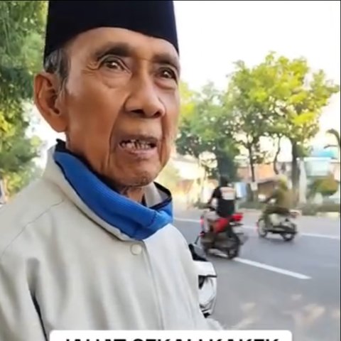 Jadi Korban Gendam, Kakek Ini Kehilangan Motor dan Nasi Dagangannya Tak Dibayar