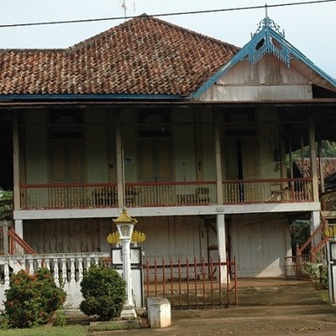 Mengenal Lamban Pesagi, Rumah Panggung Persegi Empat Kebanggaan Masyarakat Lampung Barat