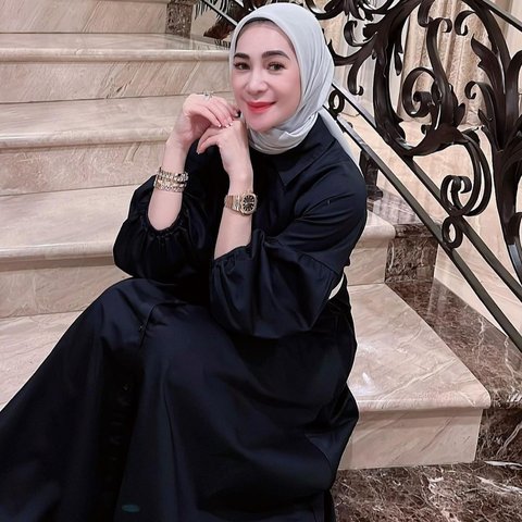 Mengenal Sosok Rien Taulany, Istri Andre Taulany yang Kin Jadi Sorotan