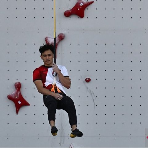 Momen Dramatis dan Menegangkan Veddriq Leonardo 'Spiderman' Raih&nbsp;Emas&nbsp;Pertama Indonesia di&nbsp;Olimpiade&nbsp;Paris