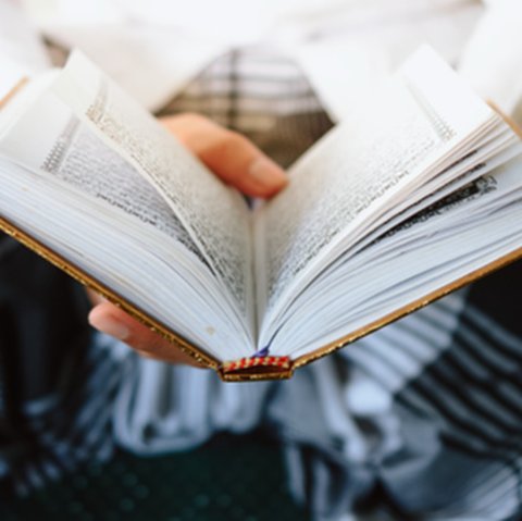 membaca al quran
