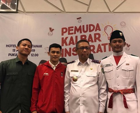 Kompol Syarif dan Veddriq Leonardo bersama Gubernur Kalimantan Barat.