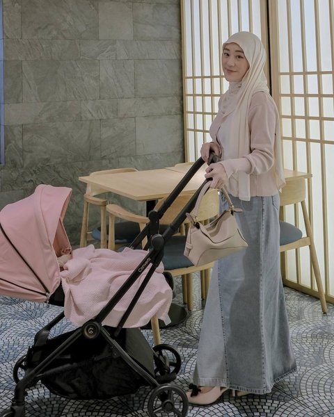 Senyum Cantik Baby Alesha Anak Larissa Chou Sempat Disembunyikan di Potretnya