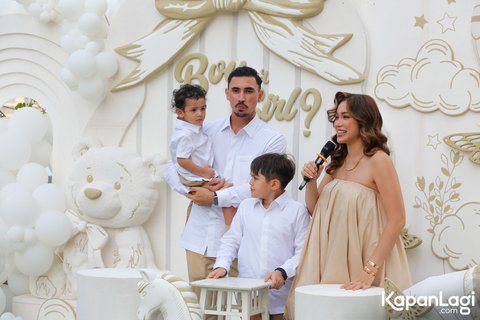 10 Momen Bahagia Gender Reveal Anak Ketiga Jessica Iskandar, Sang Buah Hati Jadi Pelengkap Keluarga