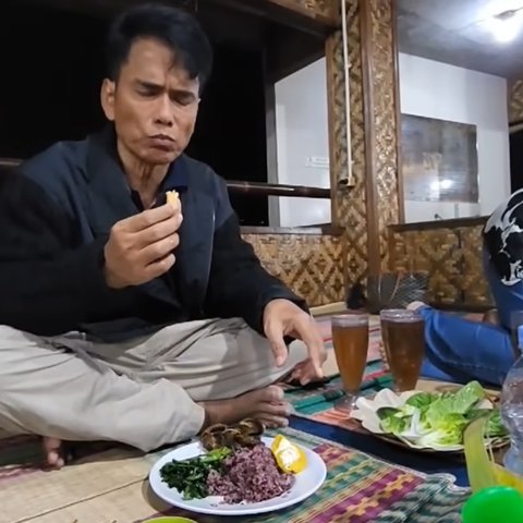 Menunya Bikin Ngiler, Ayah Lesti Kejora dan Keluarga Makan di Saung Punclut Bandung